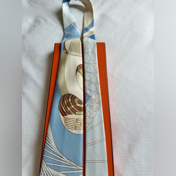 🎈Hermes Mens Tie - Picture 6 of 17